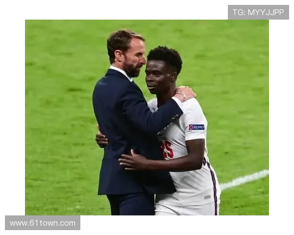 邮报：警方调查贝林、萨卡欧洲杯期间被歧视，英足总出钱起诉